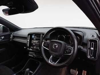 Used Volvo XC40 2020 for sale - 77814718: Photo