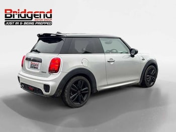 Used MINI Hatch 2019 for sale - 77160089: Photo