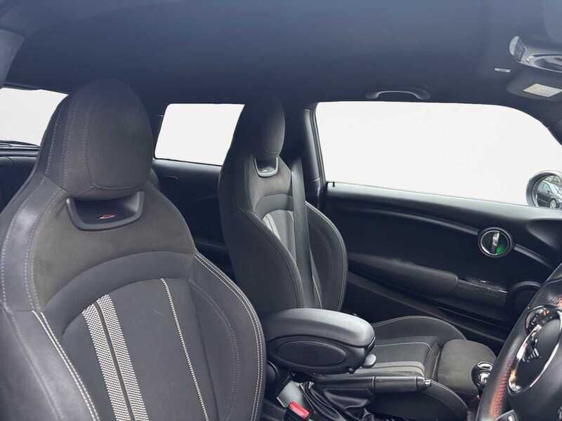 Used MINI Hatch 2019 for sale - 77160089: Photo 5