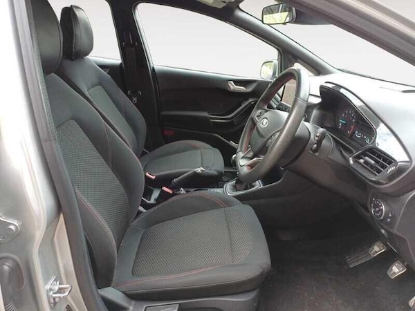 Used Ford Fiesta 2019 for sale - 76135954: Photo 4