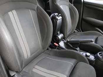 Used MINI Hatch 2020 for sale - 79309894: Photo