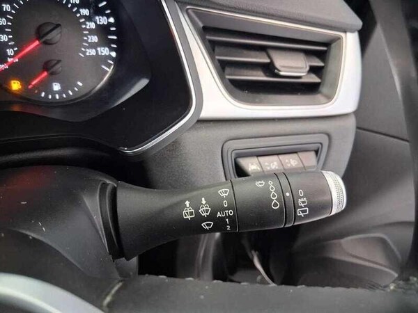 Used Renault Captur 2020 for sale - 76136574: Photo 23