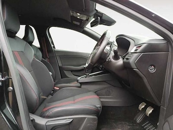 Used Renault Clio 2023 for sale - 79559461: Photo