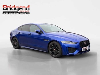 Used Jaguar XE 2019 for sale - 78027346: Photo
