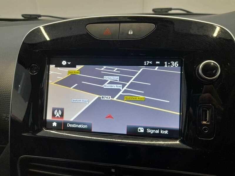 Used Renault Clio 2019 for sale - 76472288: Photo 18