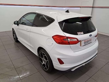 Used Ford Fiesta 2020 for sale - 77814134: Photo