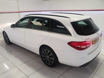 Used Mercedes-Benz C Class 2018 for sale - 79478737: Photo