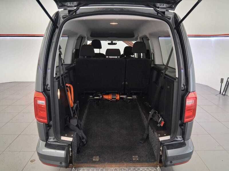 Used Volkswagen Caddy Maxi Life 2019 for sale - 77045028: Photo 9