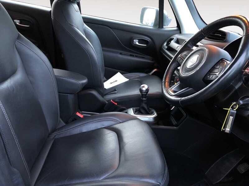 Used Jeep Renegade 2021 for sale - 76597028: Photo 4