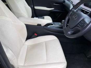 Used Lexus UX 2019 for sale - 75400762: Photo