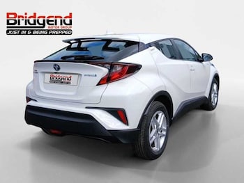Used Toyota C-HR 2021 for sale - 79478756: Photo