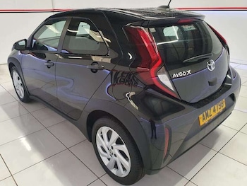 Used Toyota AYGO 2023 for sale - 79309572: Photo