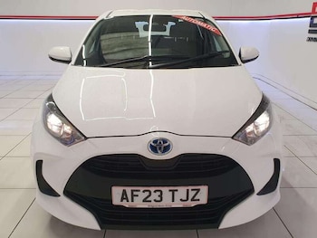 Used Toyota Yaris 2023 for sale - 79310015: Photo
