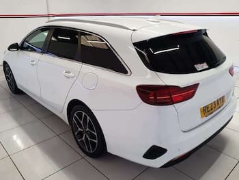 Used Kia Ceed 2023 for sale - 79663865: Photo