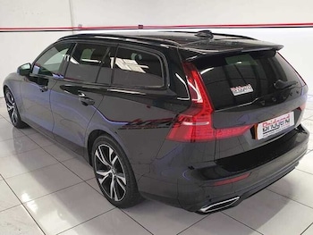 Used Volvo V60 2021 for sale - 77045280: Photo