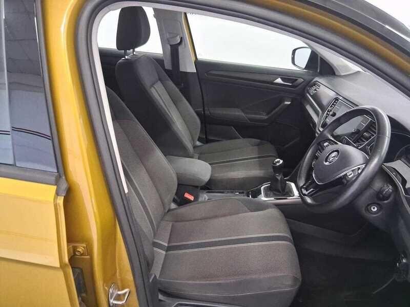 Used Volkswagen T-Roc 2019 for sale - 76136650: Photo 12