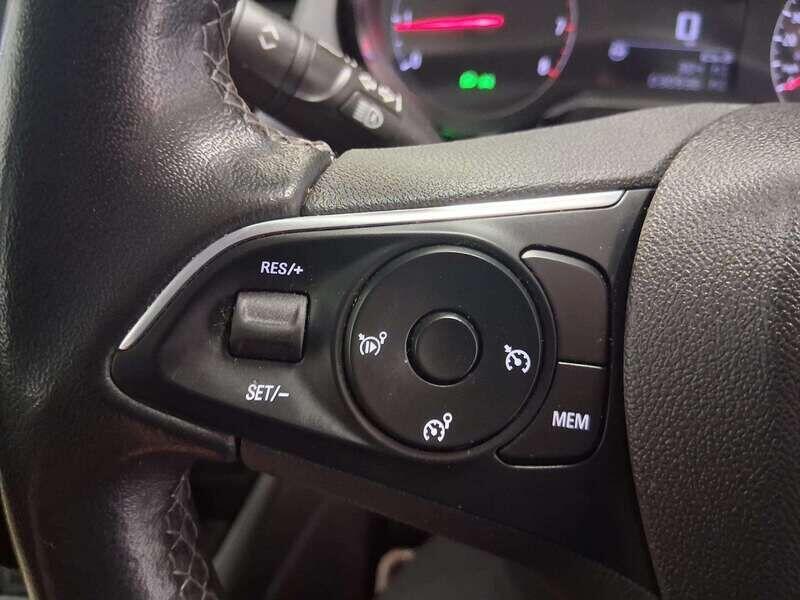 Used Vauxhall Crossland 2022 for sale - 76136653: Photo 18