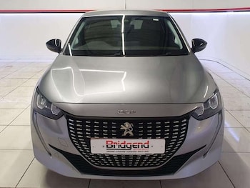 Used Peugeot 208 undefined for sale - 77045255: Photo