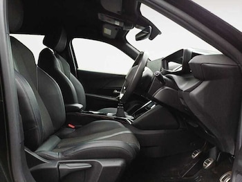 Used Peugeot 2008 2023 for sale - 78669403: Photo