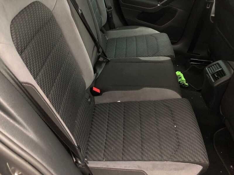 Used Volkswagen Golf 2019 for sale - 76174755: Photo 3