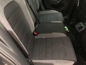 Used Volkswagen Golf 2019 for sale - 76174755: Photo