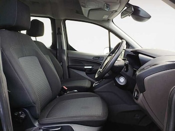 Used Ford Grand Tourneo Connect 2021 for sale - 78012926: Photo