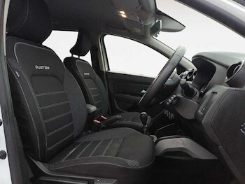 Used Dacia Duster 2023 for sale - 78097269: Photo