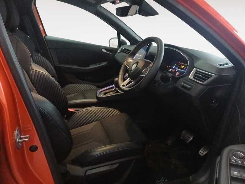 Used Renault Clio 2023 for sale - 77689448: Photo 3
