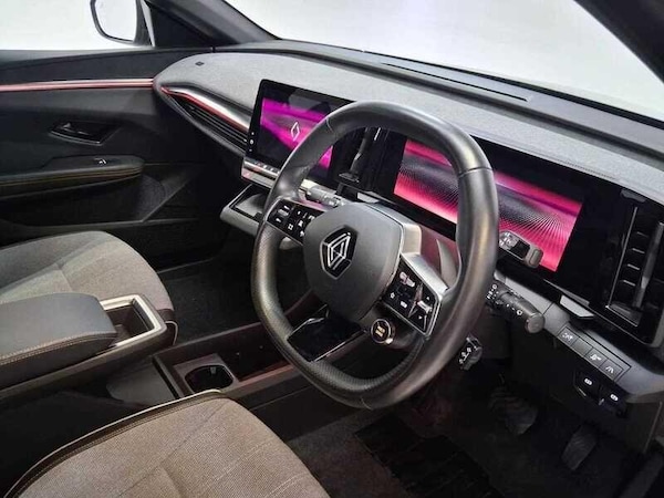 Used Renault Megane 2022 for sale - 76137694: Photo 10