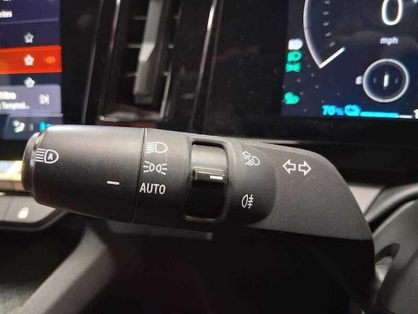 Used Renault Megane 2022 for sale - 76137694: Photo 22