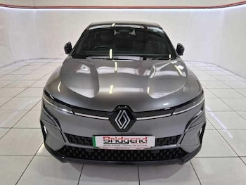 Used Renault Megane 2022 for sale - 76137694: Photo 2