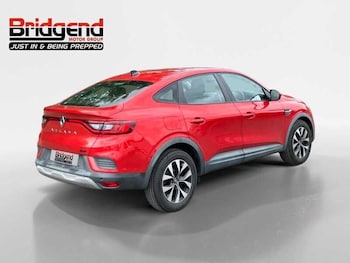 Used Renault Arkana 2023 for sale - 78555234: Photo