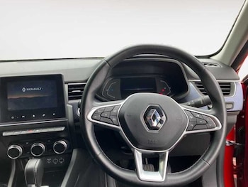 Used Renault Arkana 2023 for sale - 78555234: Photo
