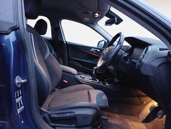 Used BMW 2 Series 2022 for sale - 77223227: Photo