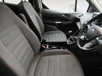 Used Ford Grand Tourneo Connect 2021 for sale - 77447702: Photo