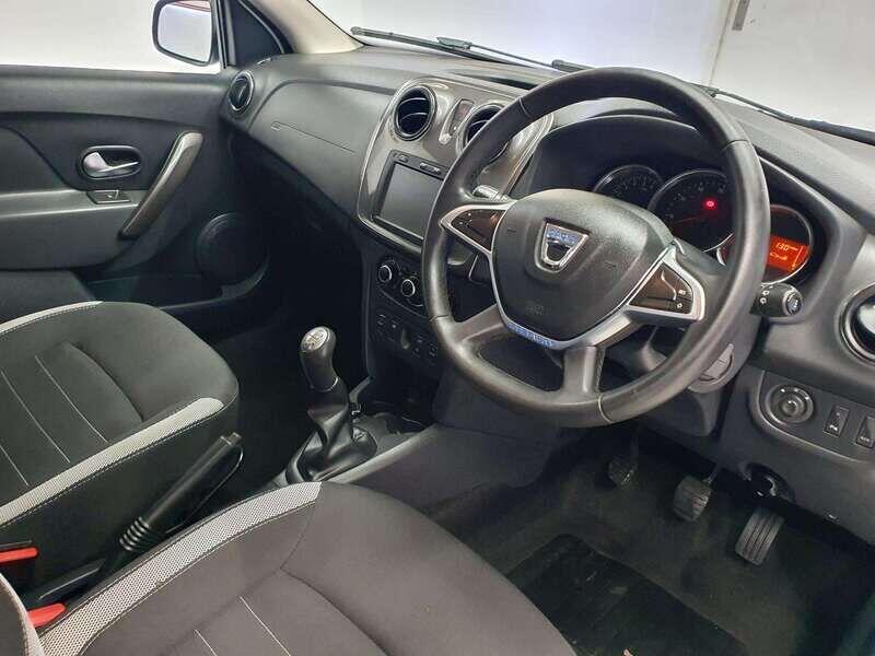 Used Dacia Sandero Stepway 2019 for sale - 76336223: Photo 13