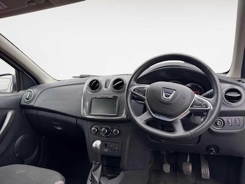 Used Dacia Sandero Stepway 2019 for sale - 76336223: Photo 4