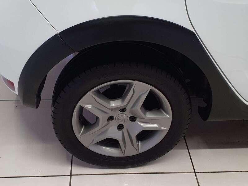 Used Dacia Sandero Stepway 2019 for sale - 76336223: Photo 8