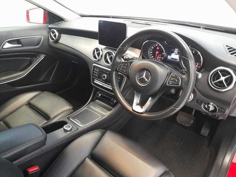 Used Mercedes-Benz GLA 2019 for sale - 77045022: Photo 10