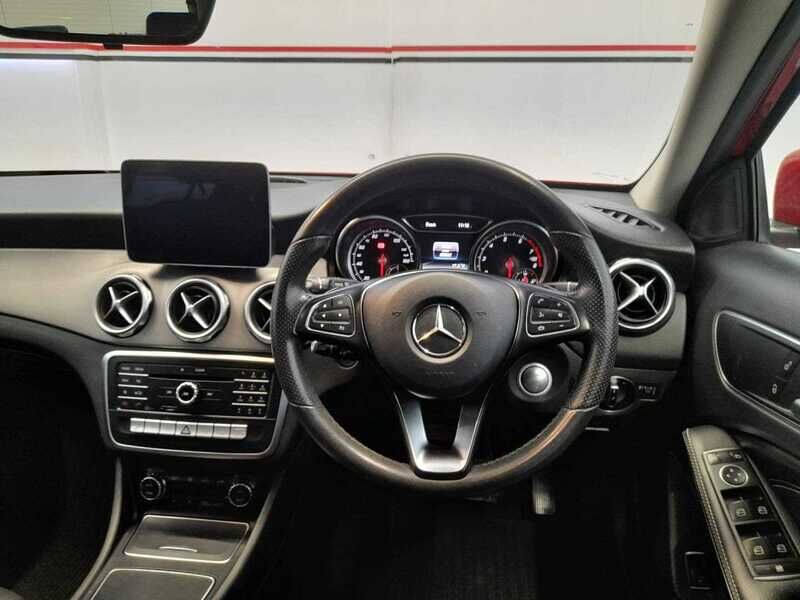 Used Mercedes-Benz GLA 2019 for sale - 77045022: Photo 9