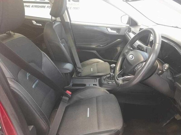 Used Ford Focus 2019 for sale - 76136986: Photo 11