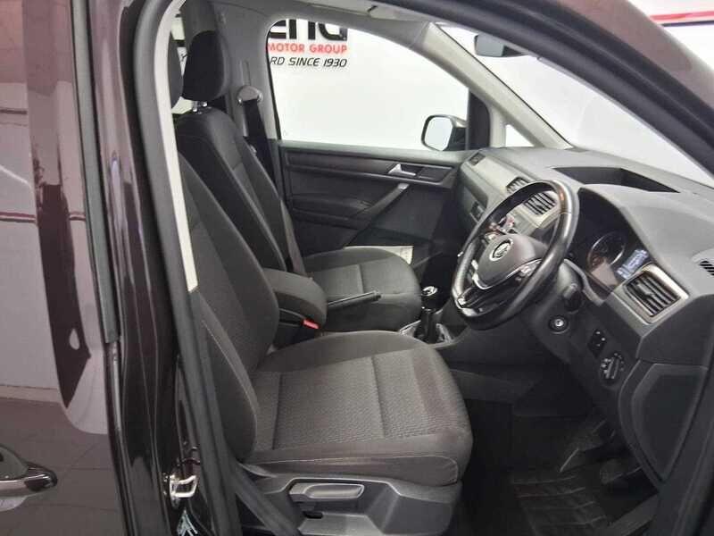 Used Volkswagen Caddy Maxi Life 2017 for sale - 76886301: Photo 12