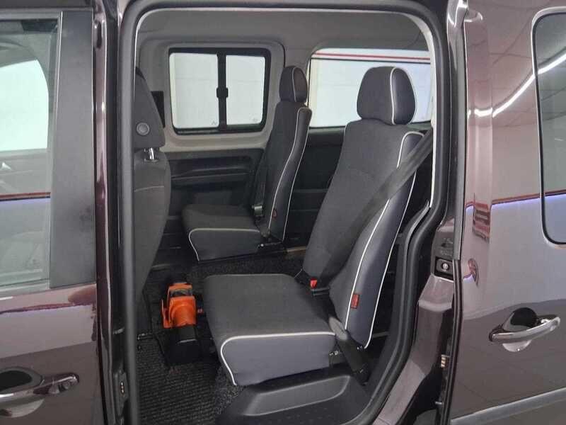 Used Volkswagen Caddy Maxi Life 2017 for sale - 76886301: Photo 16