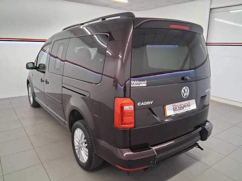 Used Volkswagen Caddy Maxi Life 2017 for sale - 76886301: Photo 4