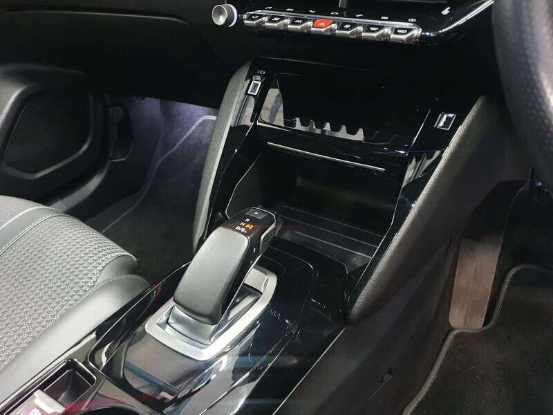 Used Peugeot E-2008 2020 for sale - 77114313: Photo 19