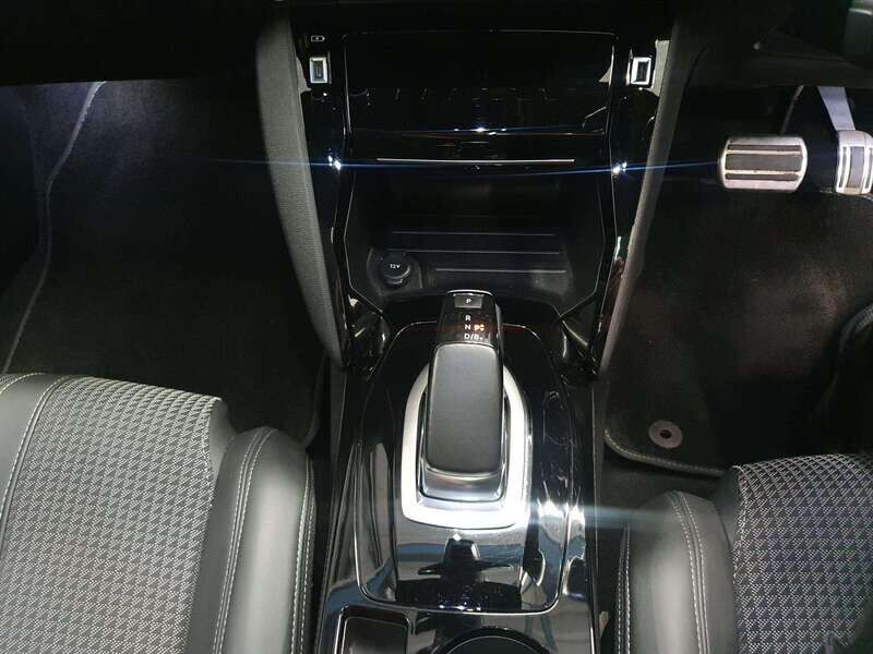 Used Peugeot E-2008 2020 for sale - 77114313: Photo 20