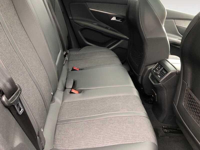 Used Peugeot 3008 2020 for sale - 76457342: Photo 6