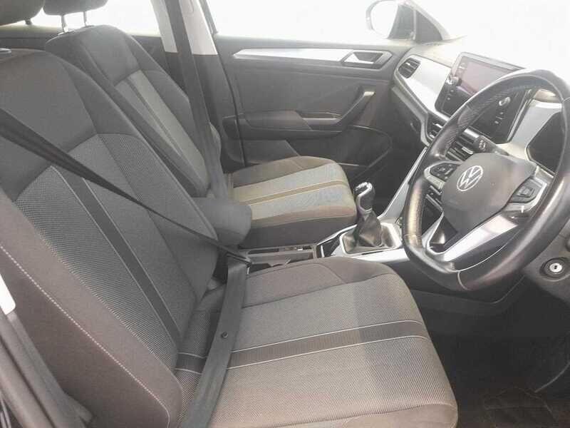 Used Volkswagen T-Roc 2022 for sale - 76472516: Photo 11