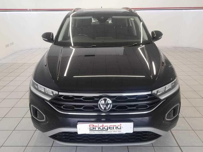 Used Volkswagen T-Roc 2022 for sale - 76472516: Photo 2