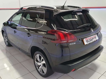Used Peugeot 2008 2019 for sale - 77045166: Photo